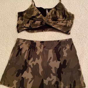 A Ellen Camouflage top and bottom Large